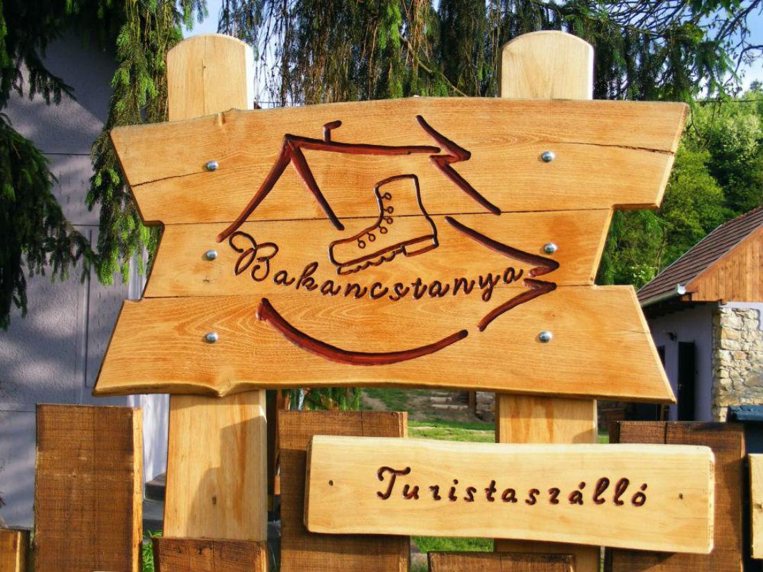 Bakancstanya Ketbodony Esterno foto